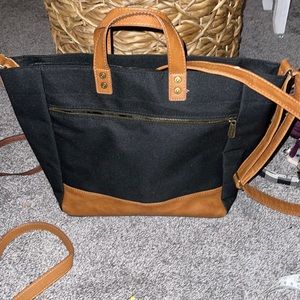 Thirty one black crossbody